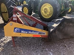2018 New Holland H6750 Equipment Image0