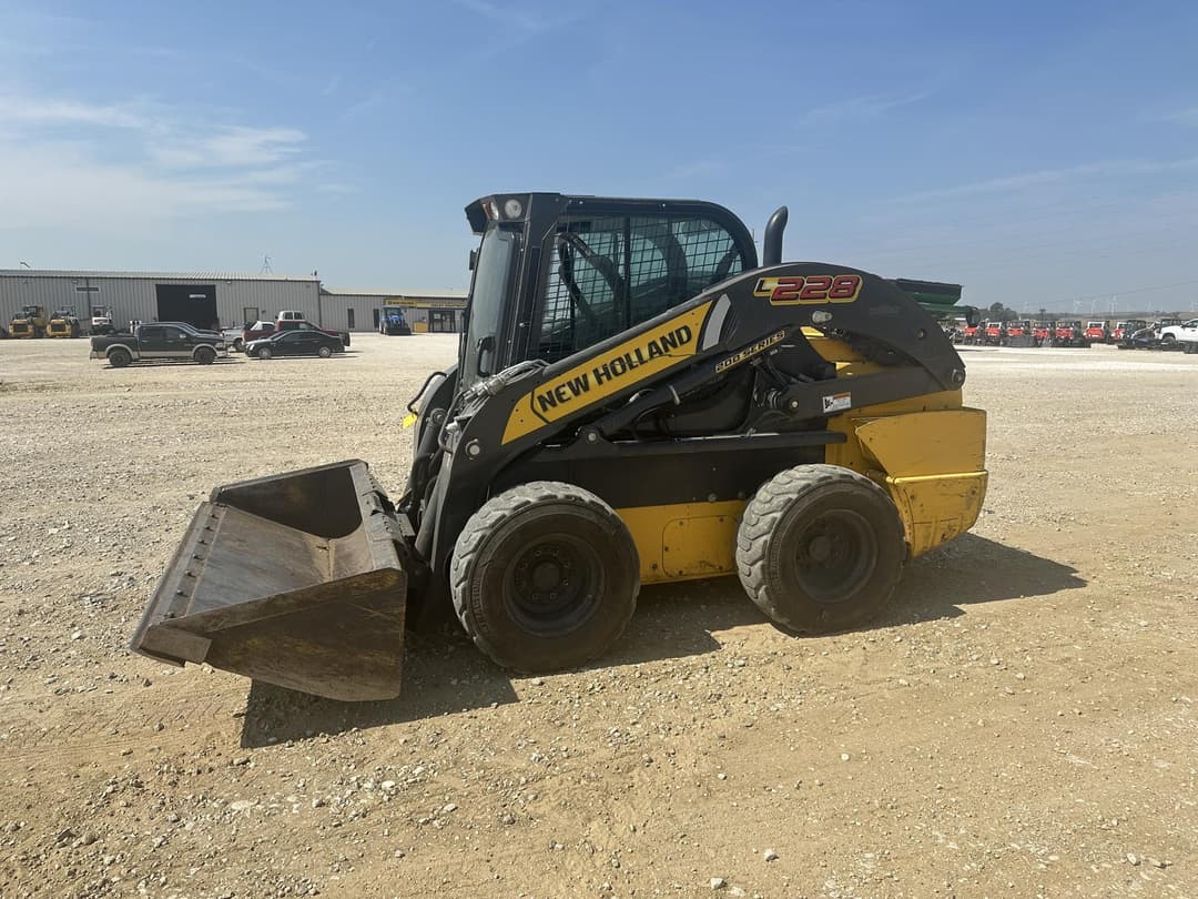 Image of New Holland L228 Primary image