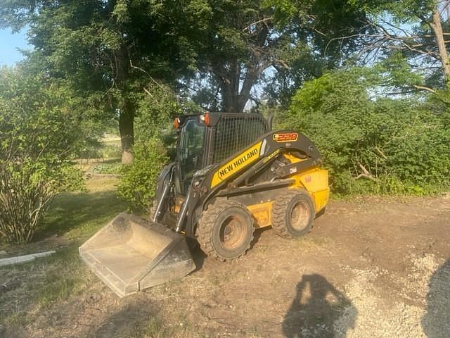 2018 New Holland L228 Equipment Image0