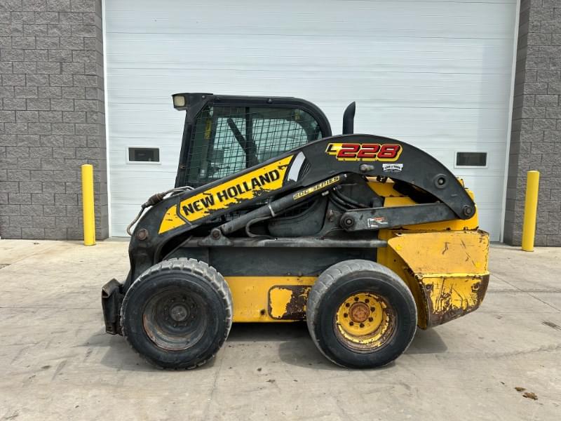 Image of New Holland L228 Primary image