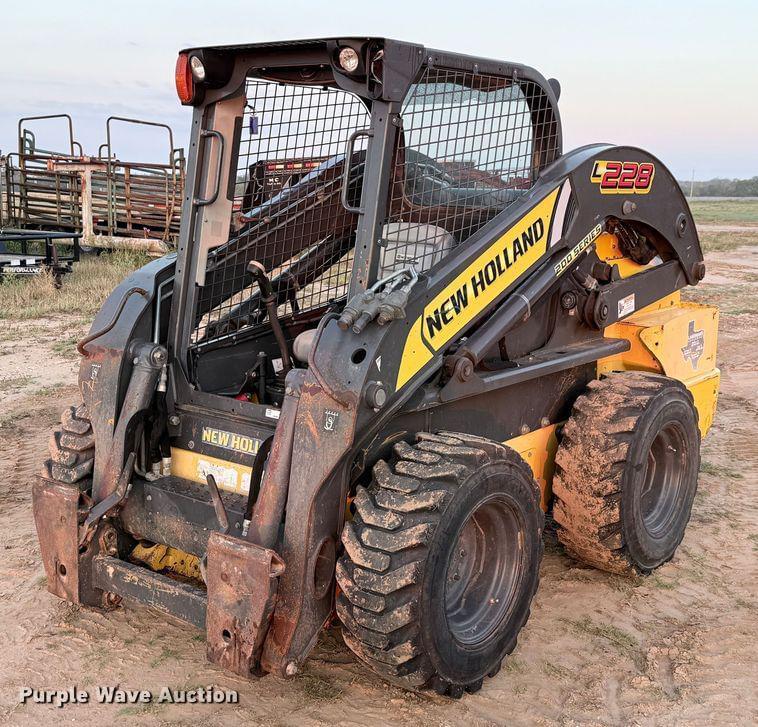 Image of New Holland L228 Primary image