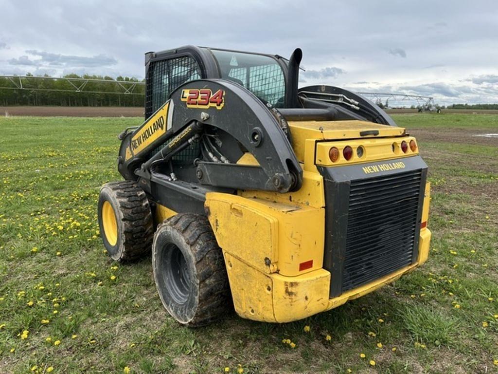 Image of New Holland L234 Image 0