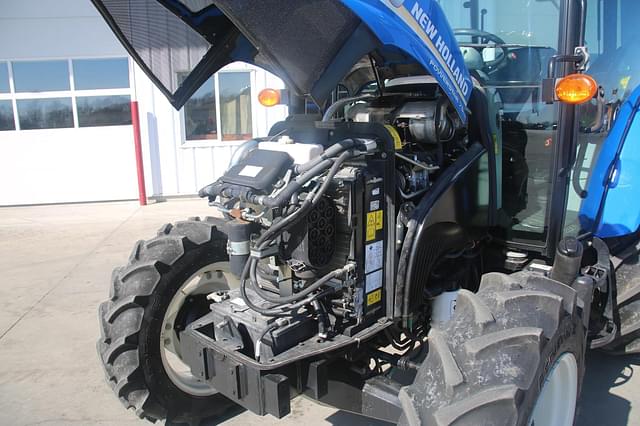 Image of New Holland PowerStar 75 equipment image 4