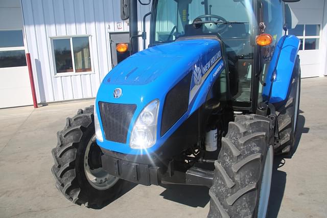 Image of New Holland PowerStar 75 equipment image 3