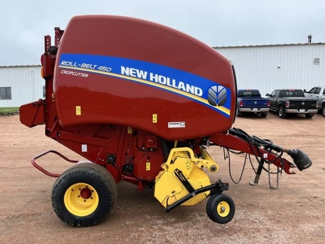 Image of New Holland RB450 CropCutter equipment image 3