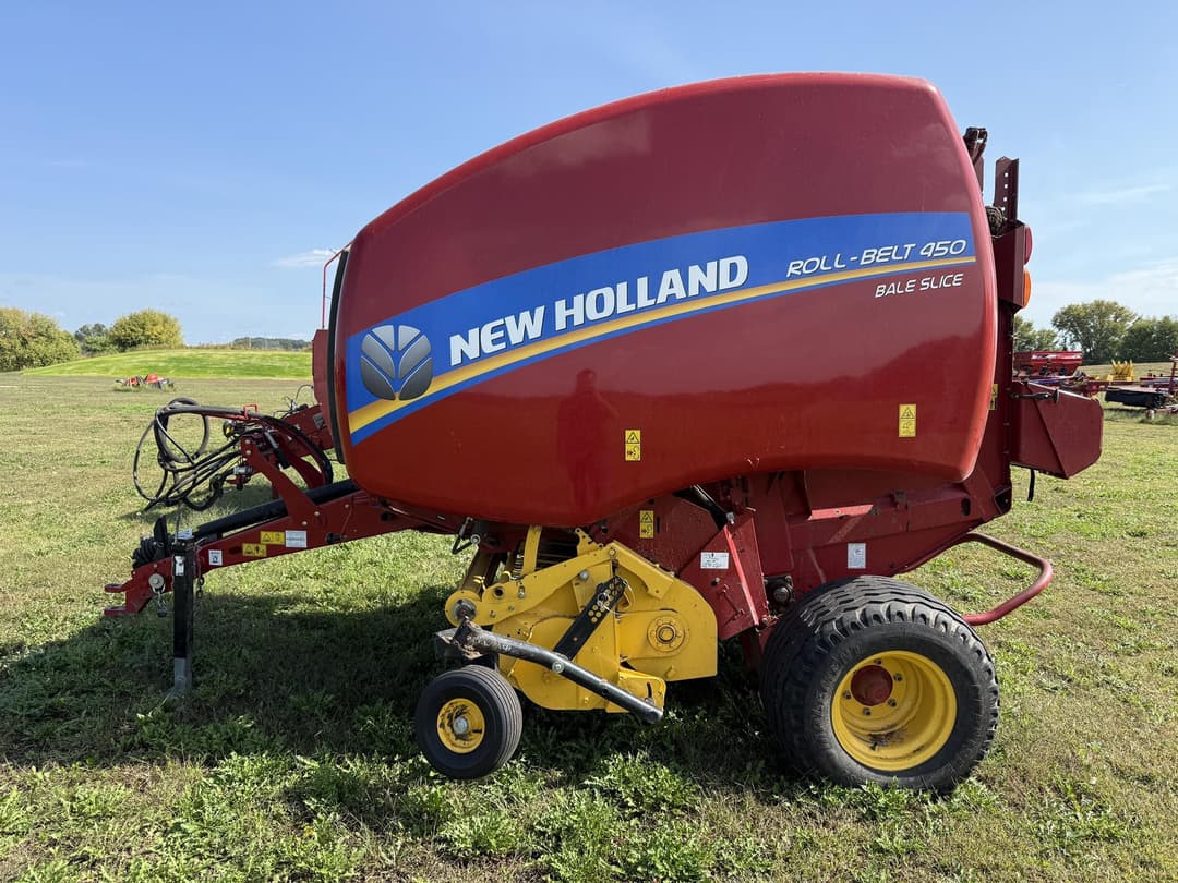 Image of New Holland RB450 Bale Slice Primary image