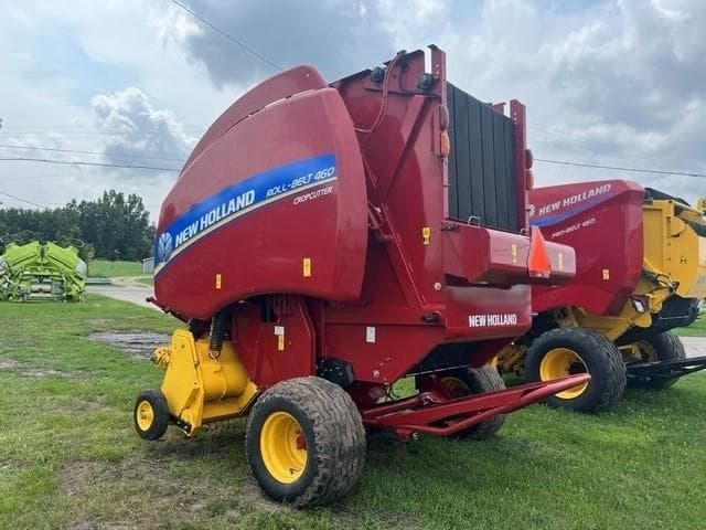 Image of New Holland RB460 equipment image 2