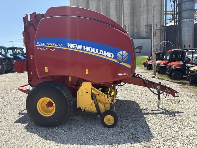 Image of New Holland RB560 Specialty Crop equipment image 4