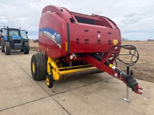 2018 New Holland RB560 Image