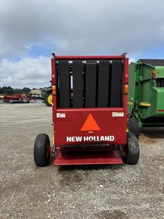 Image of New Holland RB450 Utility equipment image 4