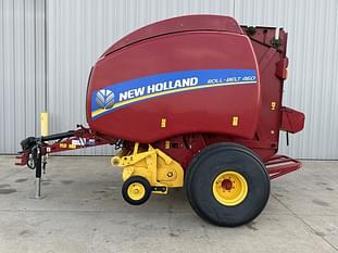 2018 New Holland RB450 Equipment Image0