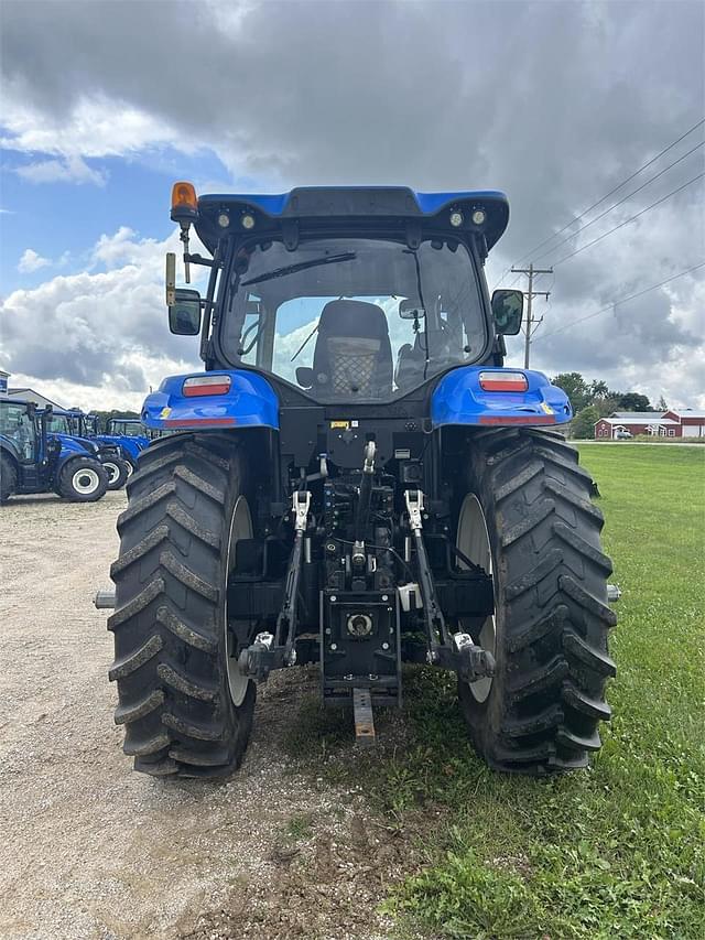 Image of New Holland T7.175 equipment image 3