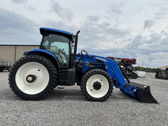 Image of New Holland T7.210 equipment image 3