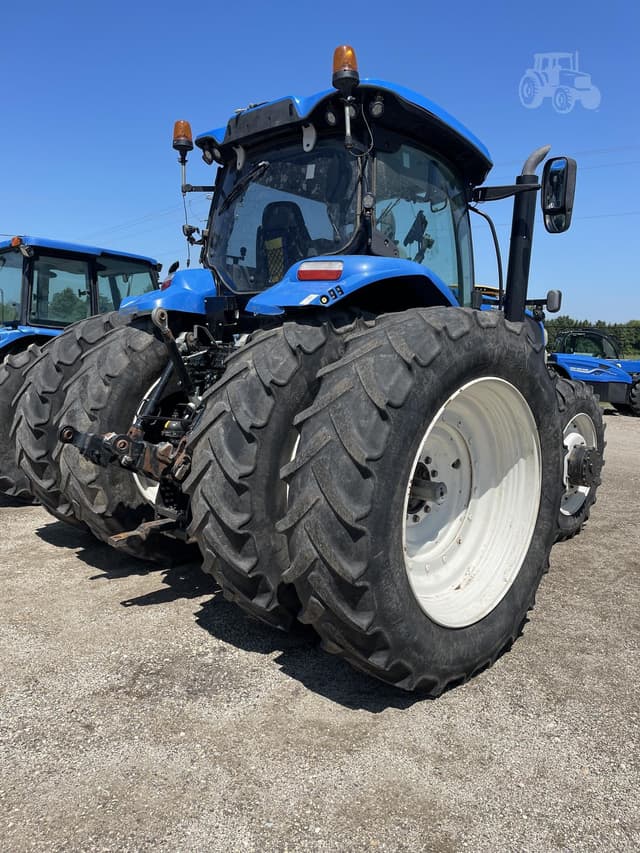 Image of New Holland T7.260 equipment image 2