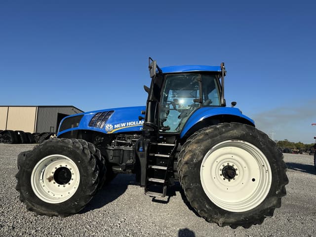 Image of New Holland T8.410 equipment image 2