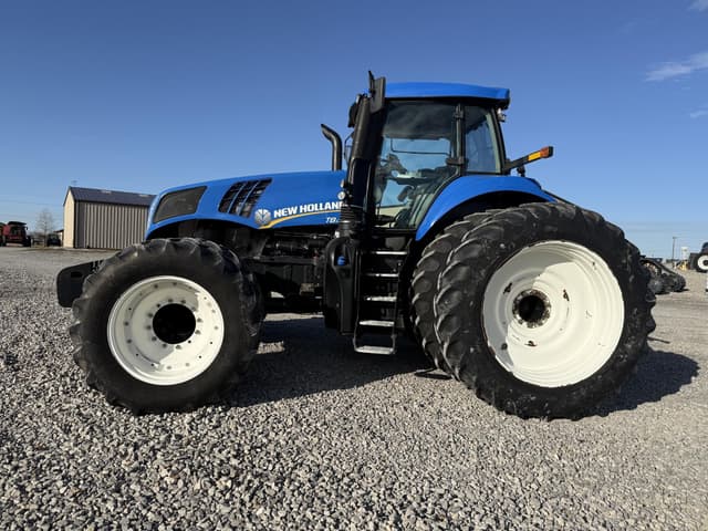 Image of New Holland T8.410 equipment image 2