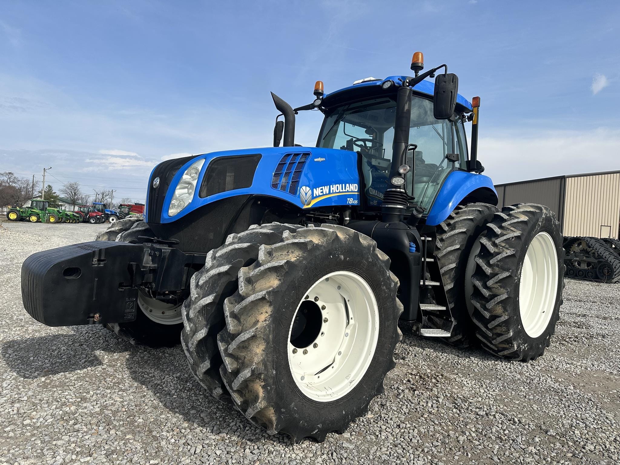 2018 New Holland T8.435 Equipment Image0