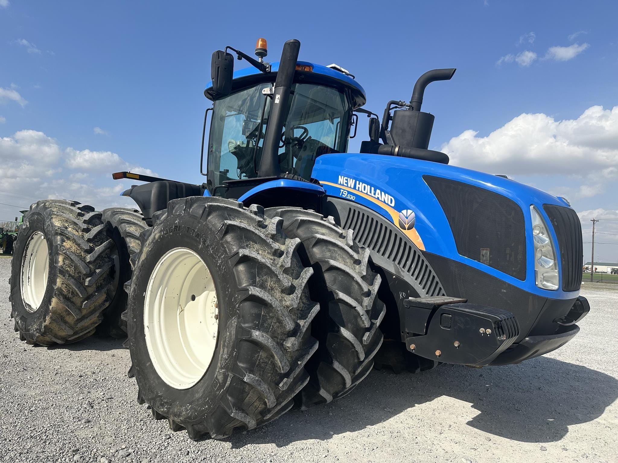 2018 New Holland T9.530 Equipment Image0