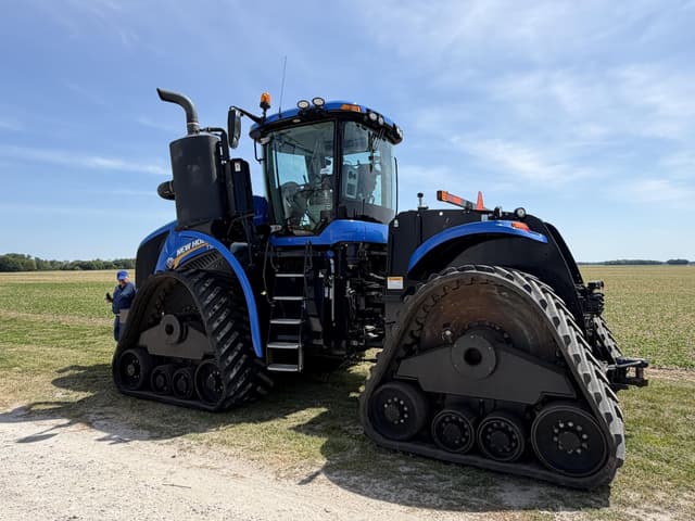 Image of New Holland T9.700 equipment image 3