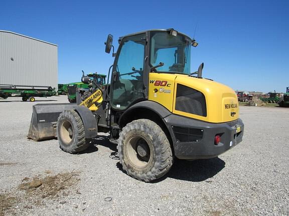 Image of New Holland W80C equipment image 2