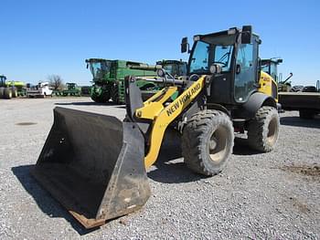 2018 New Holland W80C Equipment Image0