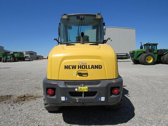 Image of New Holland W80C equipment image 3