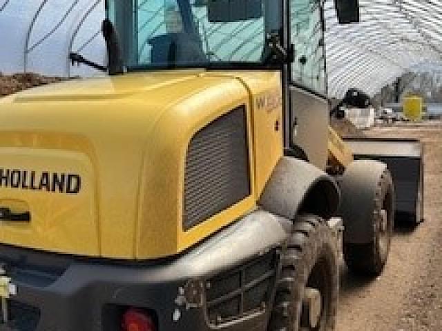 Image of New Holland W80C equipment image 3