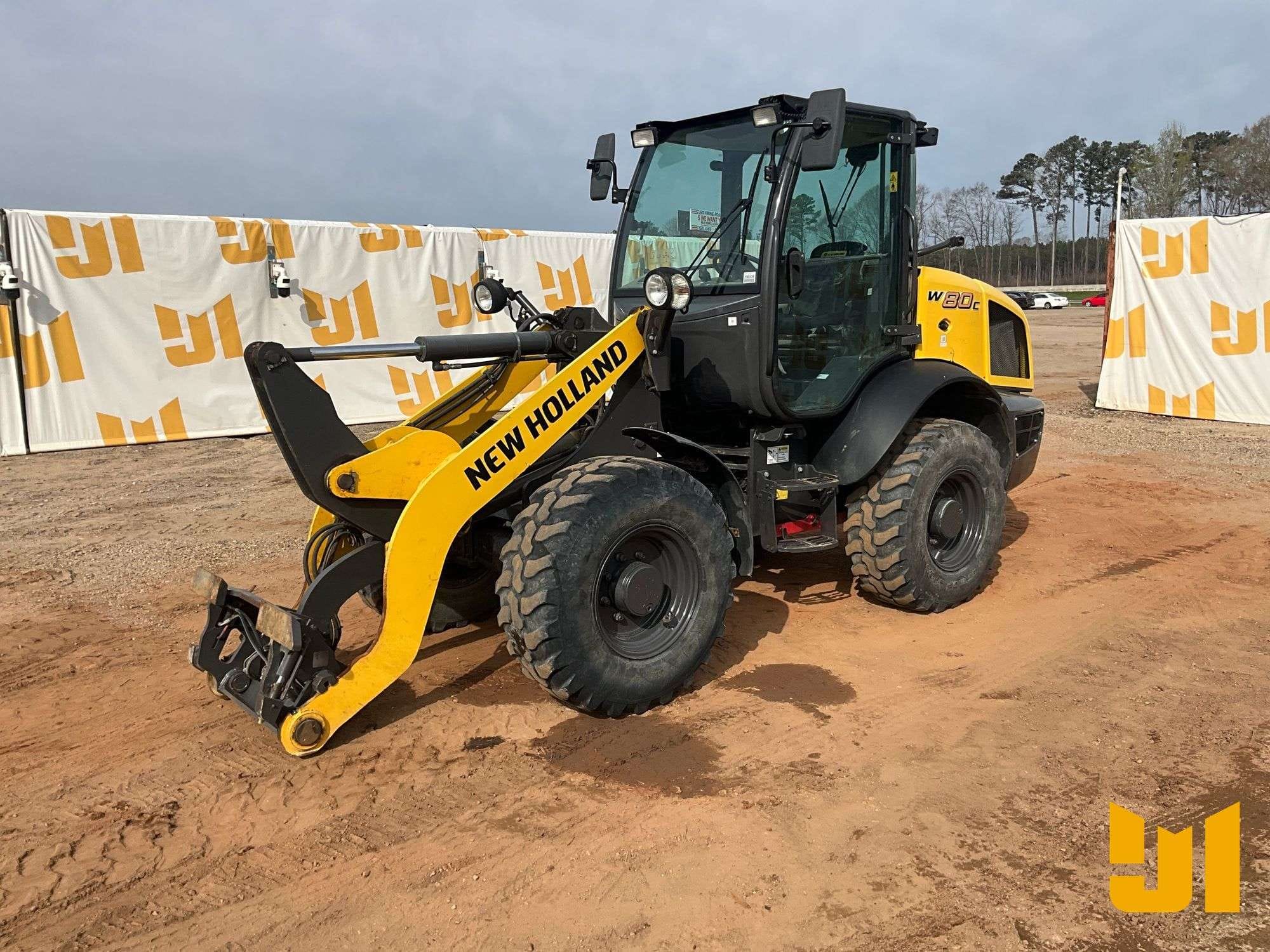 2018 New Holland W80C Equipment Image0
