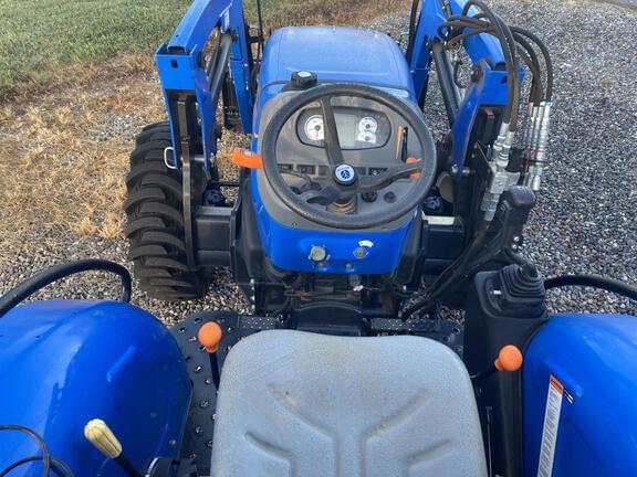 Image of New Holland Workmaster 50 equipment image 4
