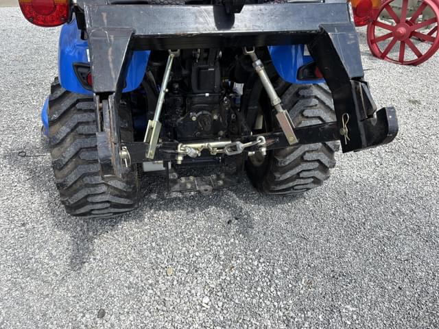 Image of New Holland Workmaster 25S equipment image 4
