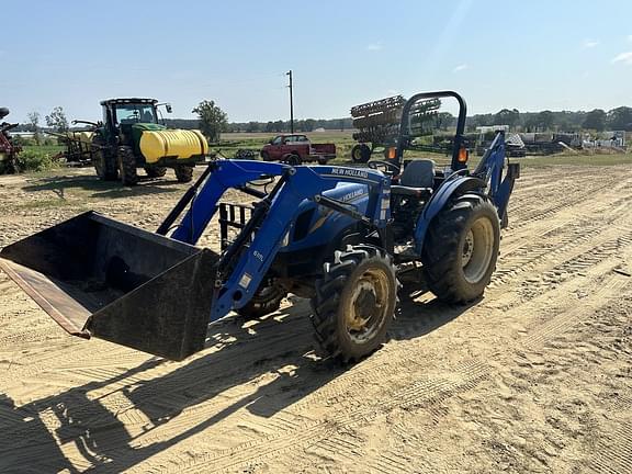 Image of New Holland Workmaster 60 equipment image 3