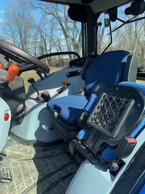Image of New Holland Workmaster 75 equipment image 3