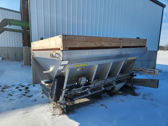 Image of John Deere DN456 equipment image 1