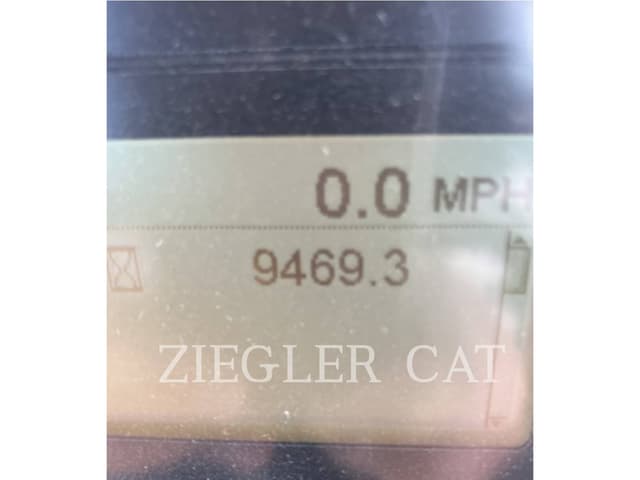 Image of Caterpillar 12M3 AWD equipment image 4