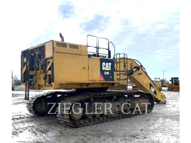 Image of Caterpillar 374FL equipment image 2