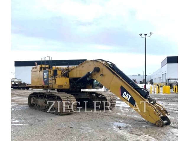 Image of Caterpillar 374FL equipment image 1