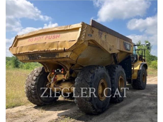 Image of Caterpillar 745 equipment image 2