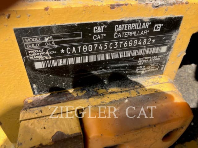 Image of Caterpillar 745 equipment image 4