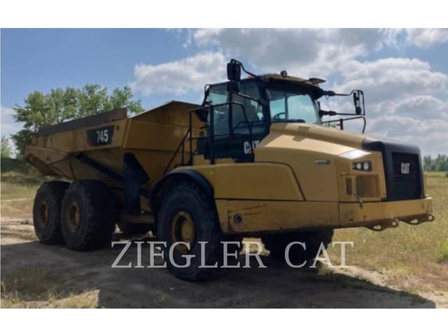 Image of Caterpillar 745 equipment image 1