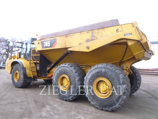 Image of Caterpillar 745 equipment image 3