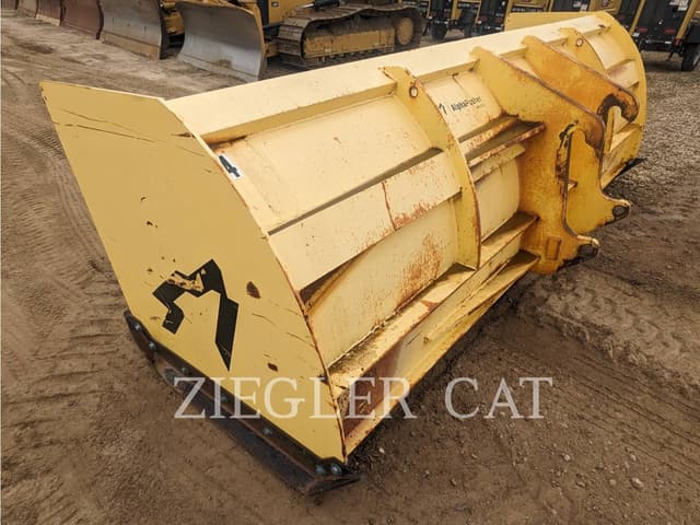 Image of Snow Wolf Snow Pusher equipment image 2