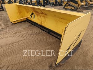 2018 Snow Wolf Snow Pusher Image