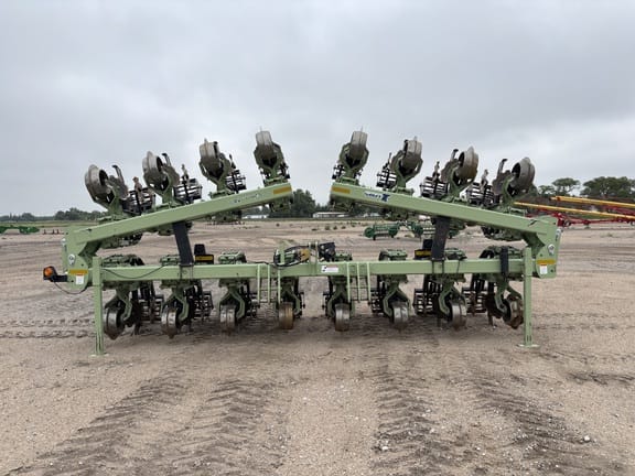 2018 Orthman 1tRIPr Equipment Image0