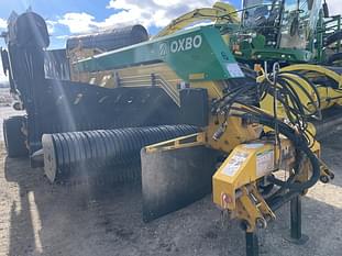 2018 Oxbo 2334 Equipment Image0