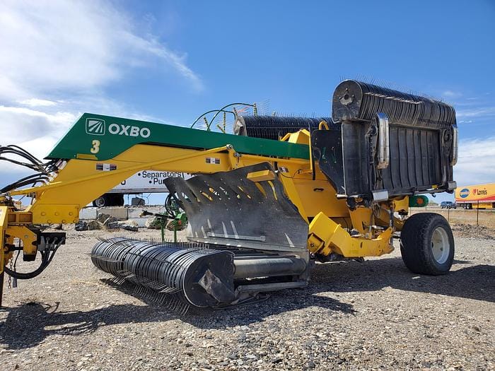 2018 Oxbo 2334 Equipment Image0
