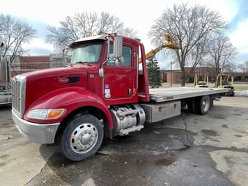 Main image Peterbilt 337