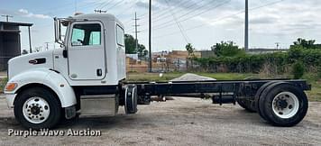 Main image Peterbilt 337 8