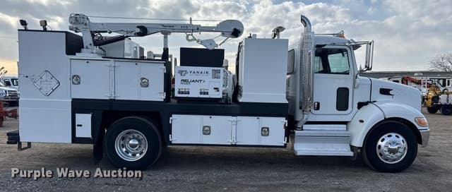 Image of Peterbilt 337 equipment image 3