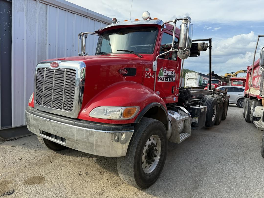 Image of Peterbilt 348 Primary image