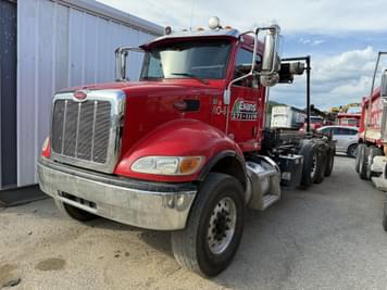 Main image Peterbilt 348